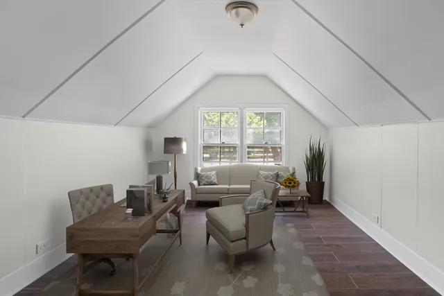 $400,000 | 3011 North Oak Park Avenue, Chicago, IL 60634