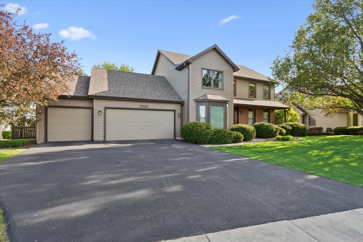 2228 Snapdragon Road Naperville, IL 60564 - Photo 2 of 39