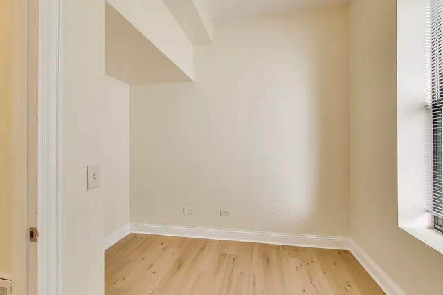 $1,800 | 1821 West 21st Street, Unit 1, Chicago, IL 60608