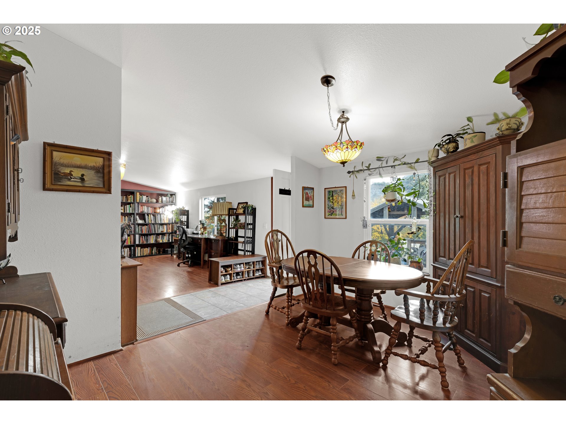 624 Willis Creek Road Winston, OR 97496 - Photo 14 of 48