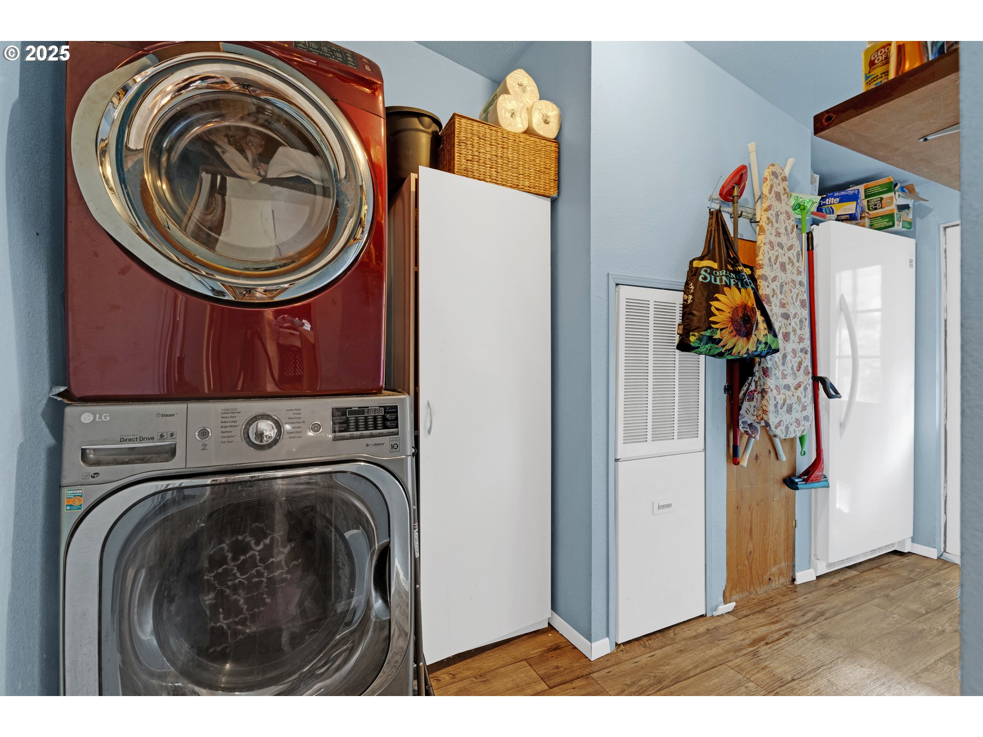 624 Willis Creek Road Winston, OR 97496 - Photo 25 of 48