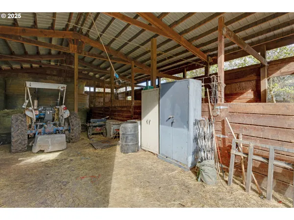 $550,000 | 624 Willis Creek Road, Winston, OR 97496