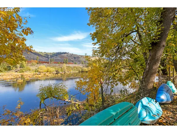 $550,000 | 624 Willis Creek Road, Winston, OR 97496