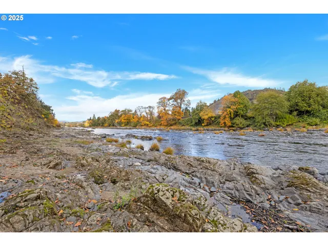 $625,000 | 624 Willis Creek Road, Winston, OR 97496