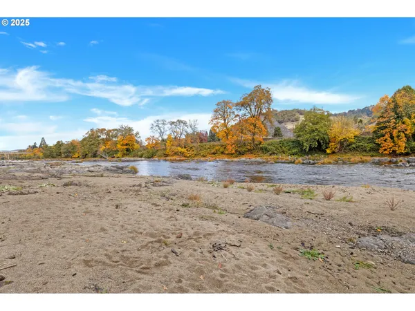 $550,000 | 624 Willis Creek Road, Winston, OR 97496