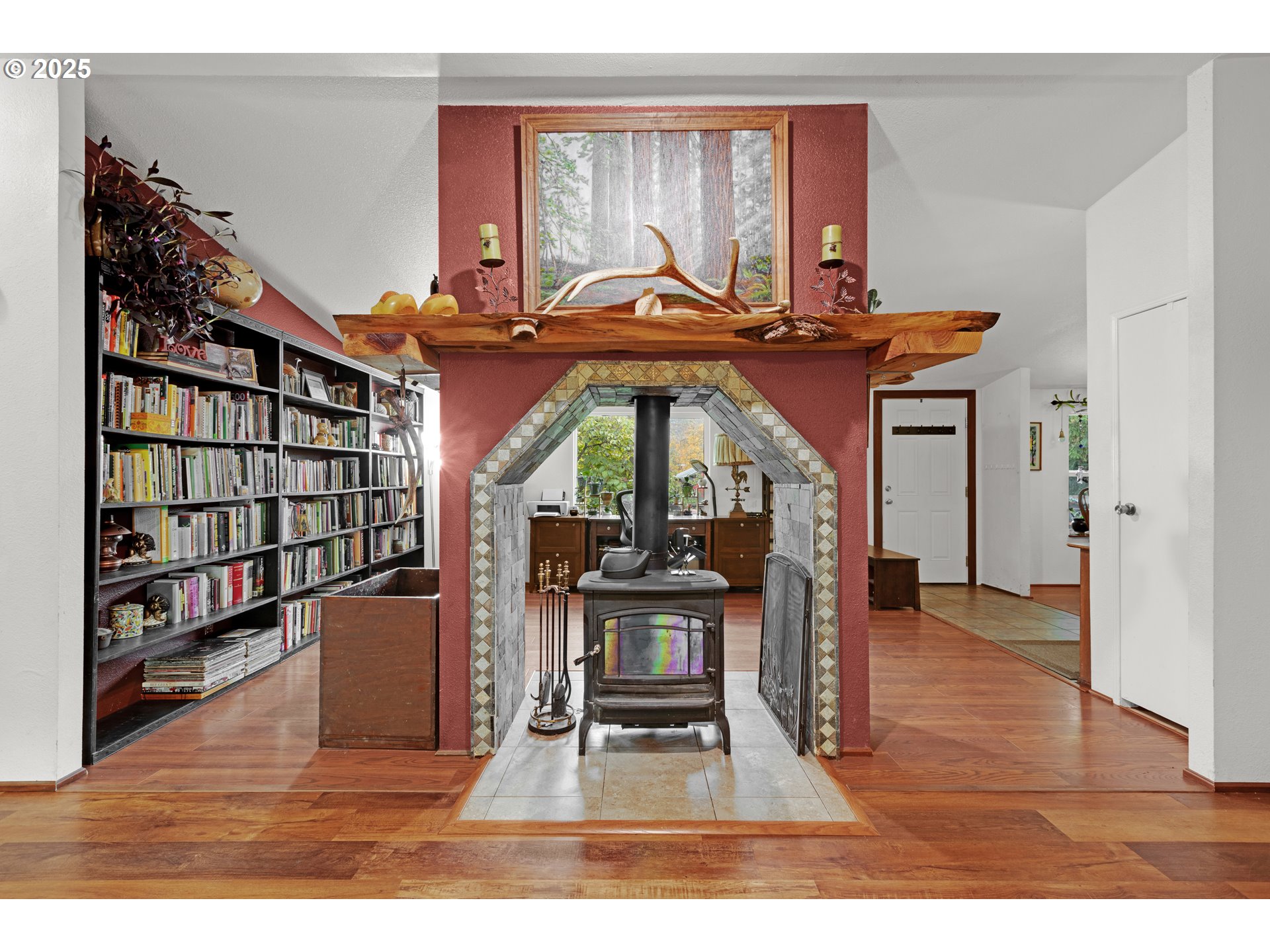 624 Willis Creek Road Winston, OR 97496 - Photo 8 of 48