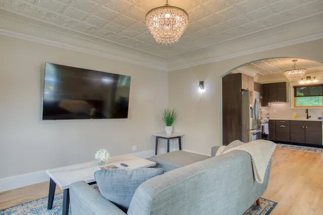 $1,395,000 | 66 Townsend Avenue, Boothbay Harbor, ME 04538