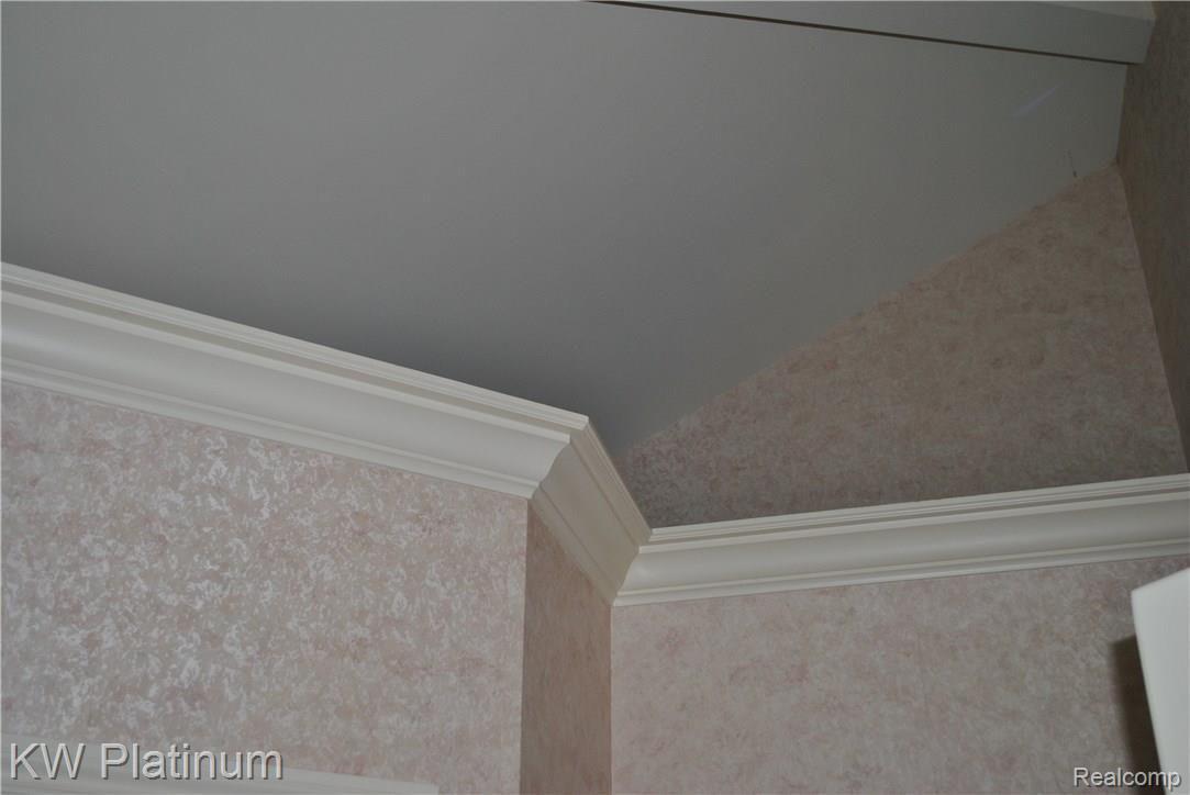 1001 River Road St. Clair, MI 48079 - Photo 36 of 56 DSC_0120.JPG