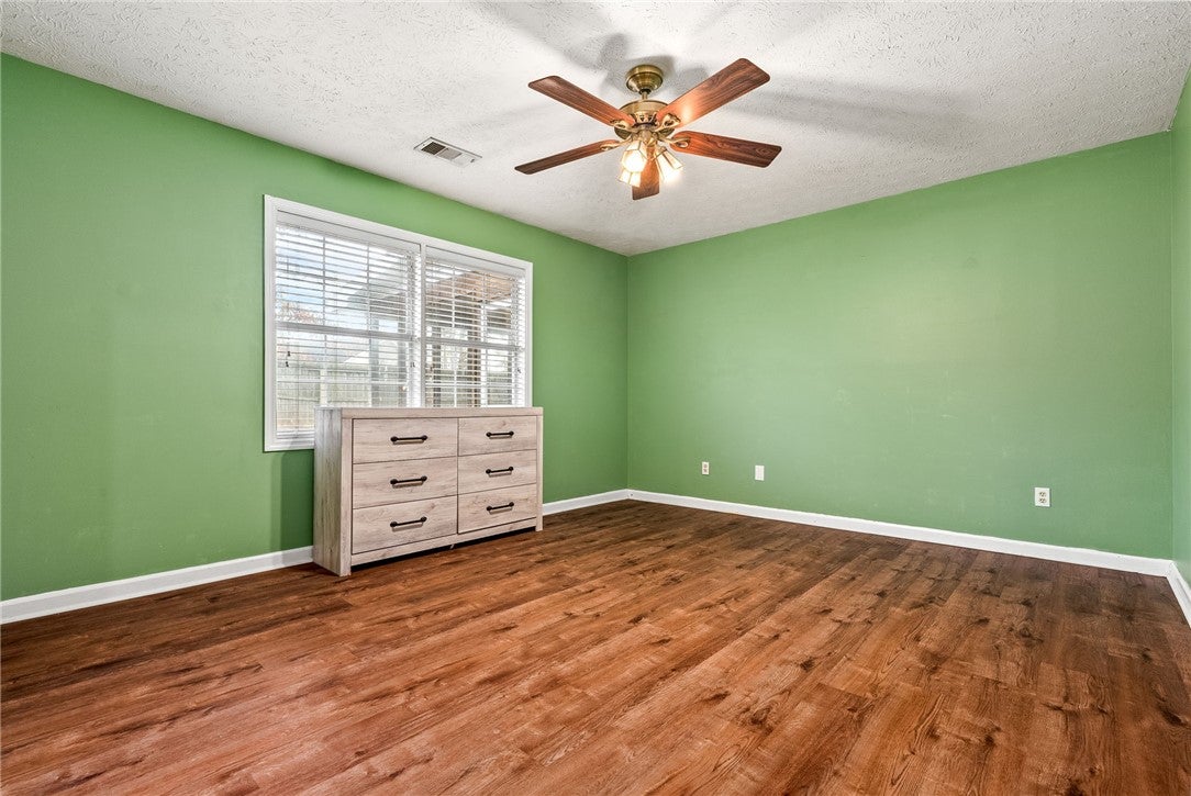 900 Hollins Road Auburn, AL 36830 - Photo 12 of 19 Primary bedroom
