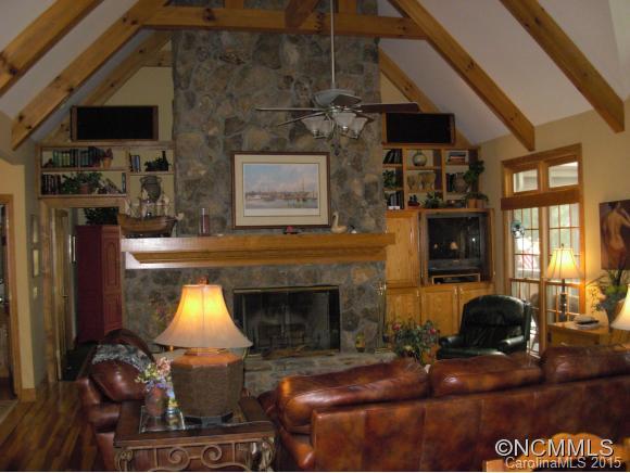 195 Old Still Road Sapphire, NC 28774 - Photo 4 of 23 Gallery Image 4