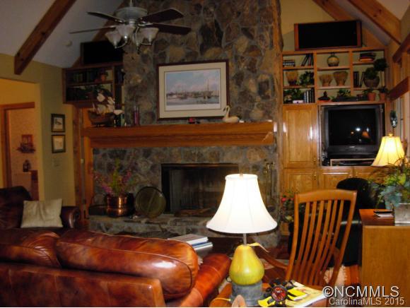 195 Old Still Road Sapphire, NC 28774 - Photo 5 of 23 Gallery Image 5