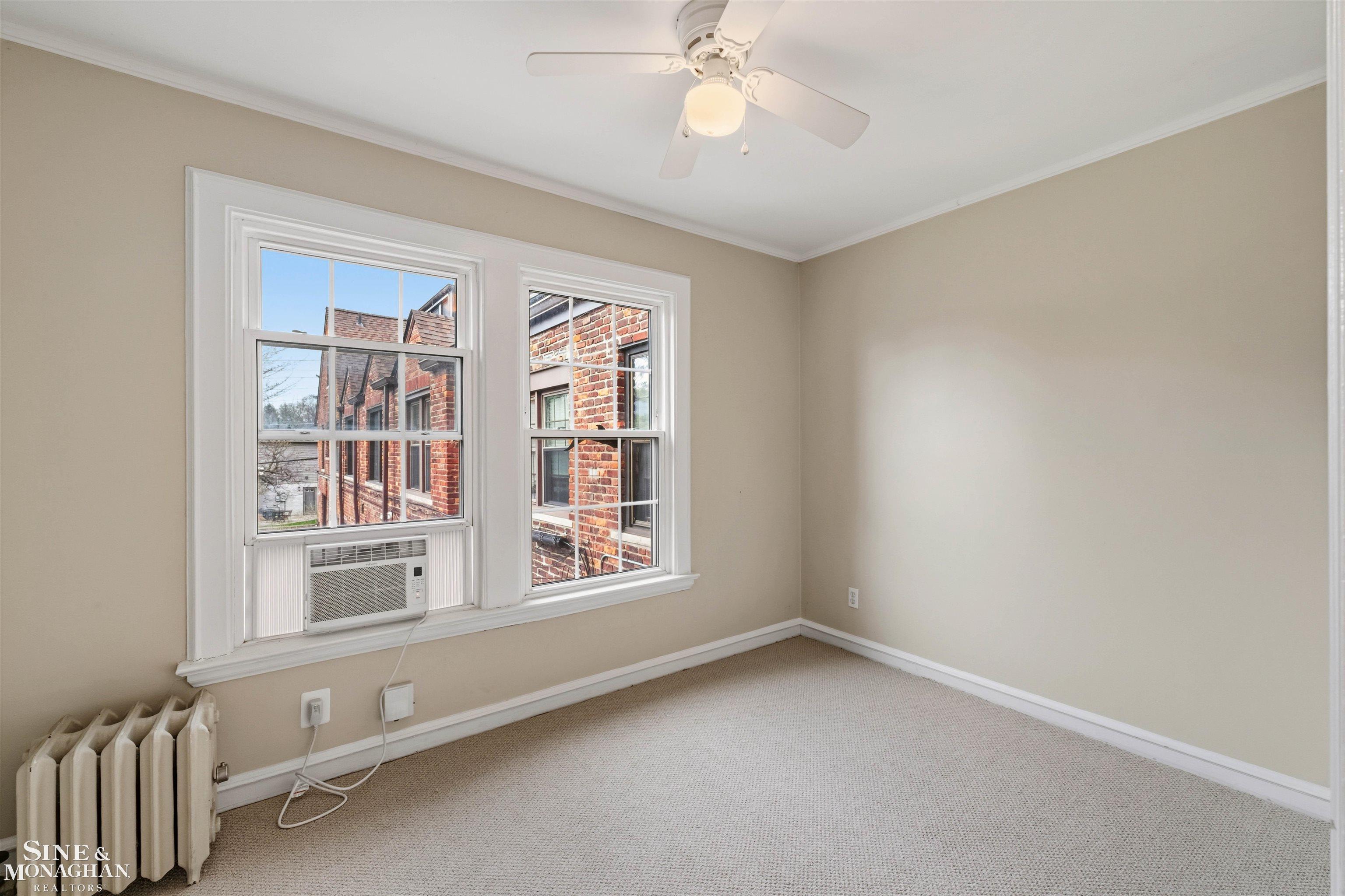 377 Rivard Boulevard Grosse Pointe, MI 48230 - Photo 23 of 45
