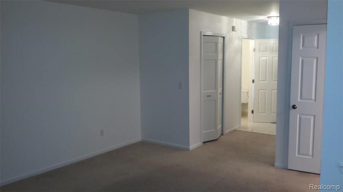 1875 Allenway Court, Unit 93 Rochester, MI 48309 - Photo 7 of 19 br1.jpg