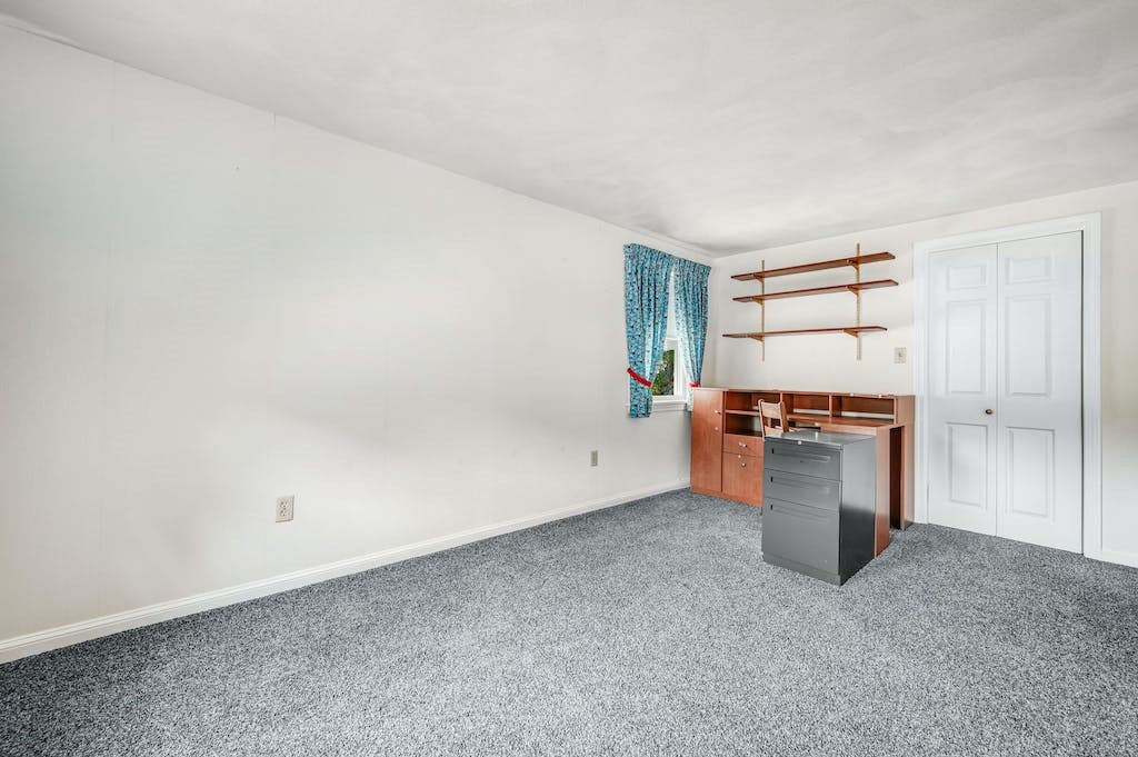 84 Pine Swamp Road Cumberland, RI 02864 - Photo 15 of 41