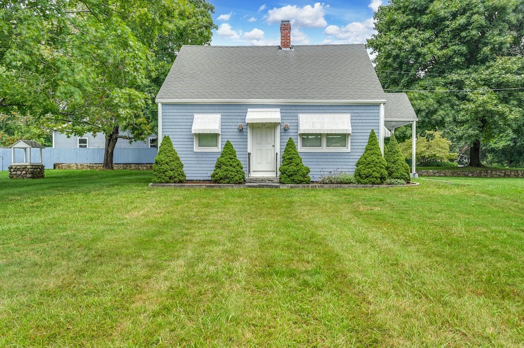 84 Pine Swamp Road Cumberland, RI 02864 - Photo 2 of 41