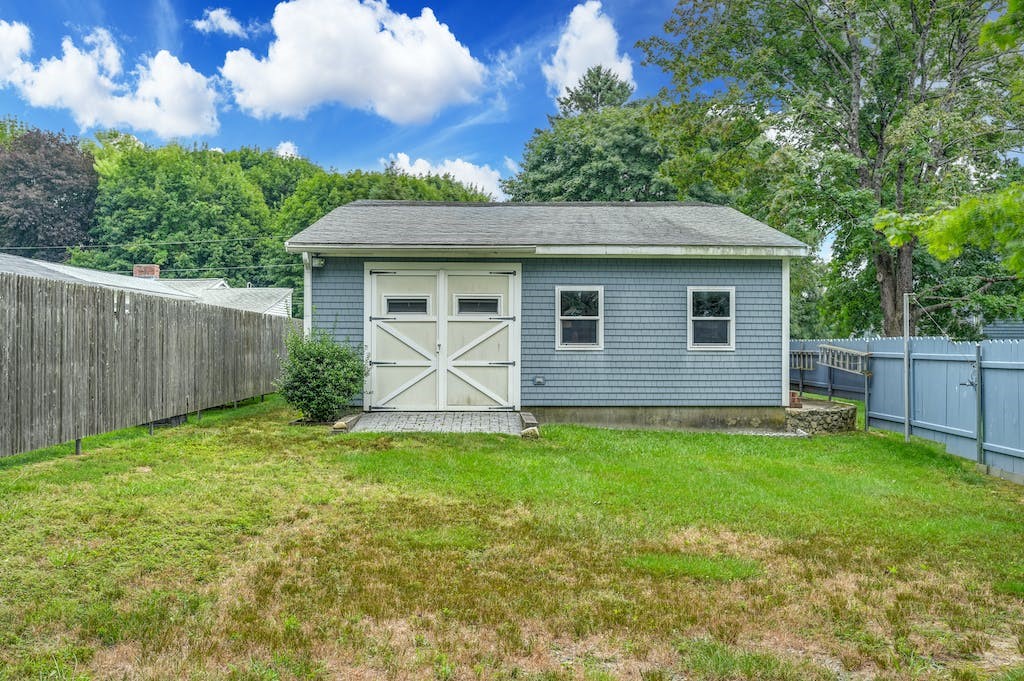 84 Pine Swamp Road Cumberland, RI 02864 - Photo 30 of 41