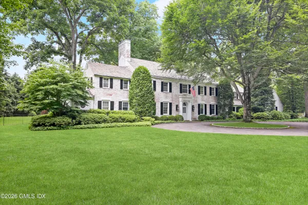 $10,350,000 | 12 Woodside Road, Greenwich, CT 06830