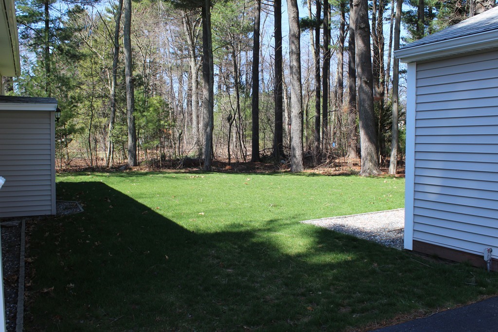 28 Whittier Road Billerica, MA 01821 - Photo 4 of 9