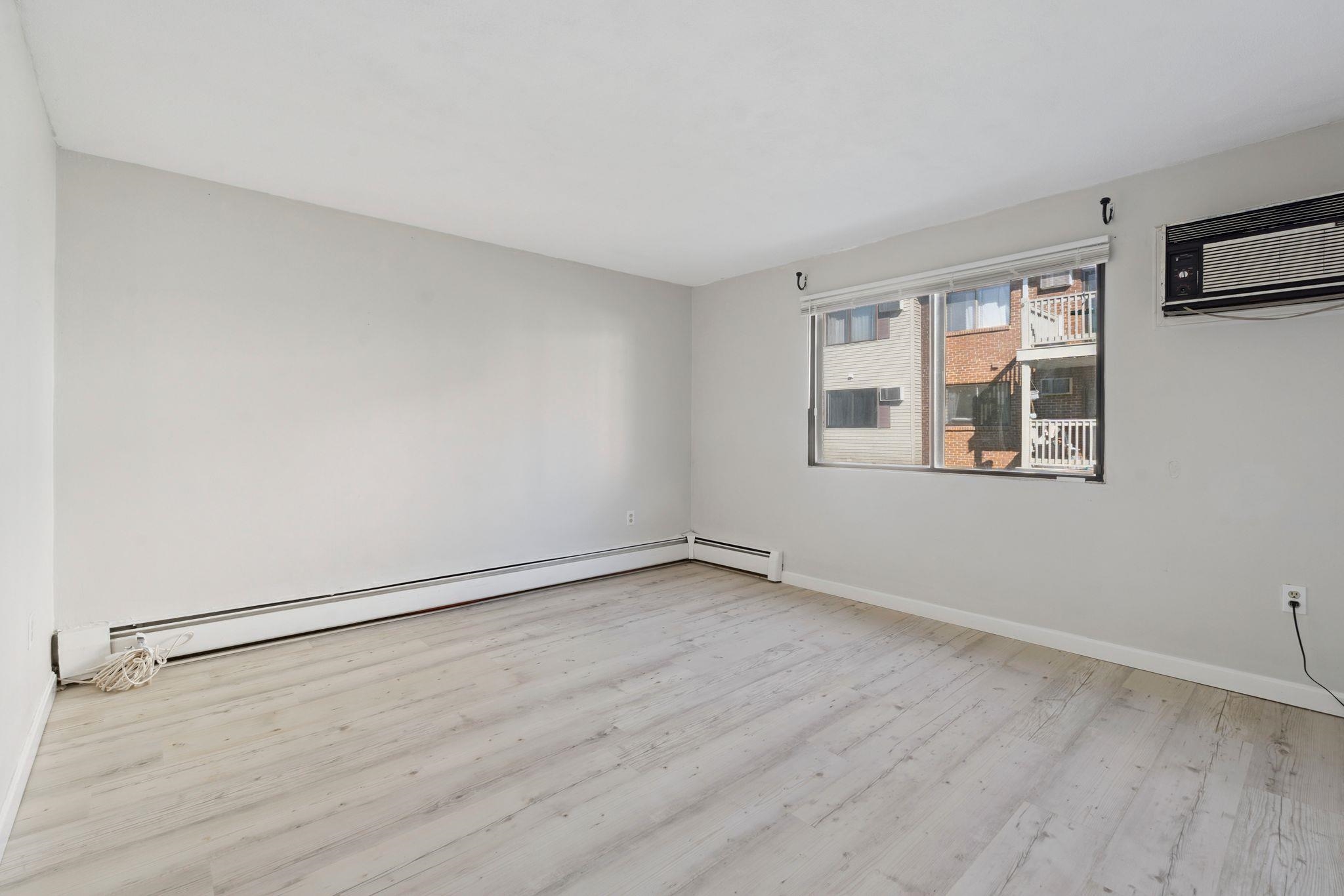 35 Andrew Street, Unit 12 Manchester, NH 03104 - Photo 13 of 25