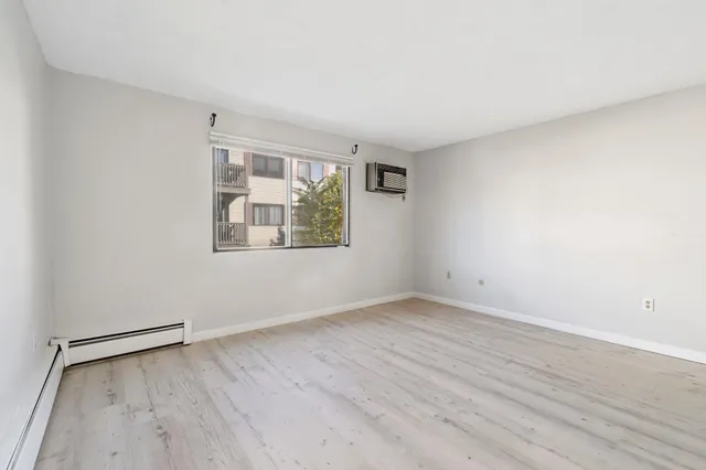 $250,000 | 35 Andrew Street, Unit 12, Manchester, NH 03104