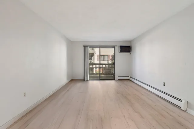 $250,000 | 35 Andrew Street, Unit 12, Manchester, NH 03104