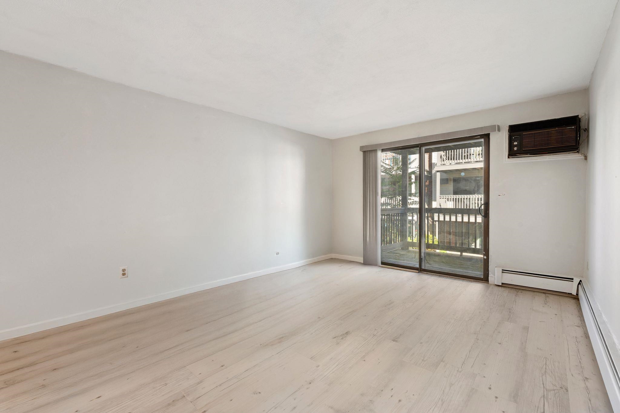 35 Andrew Street, Unit 12 Manchester, NH 03104 - Photo 8 of 25