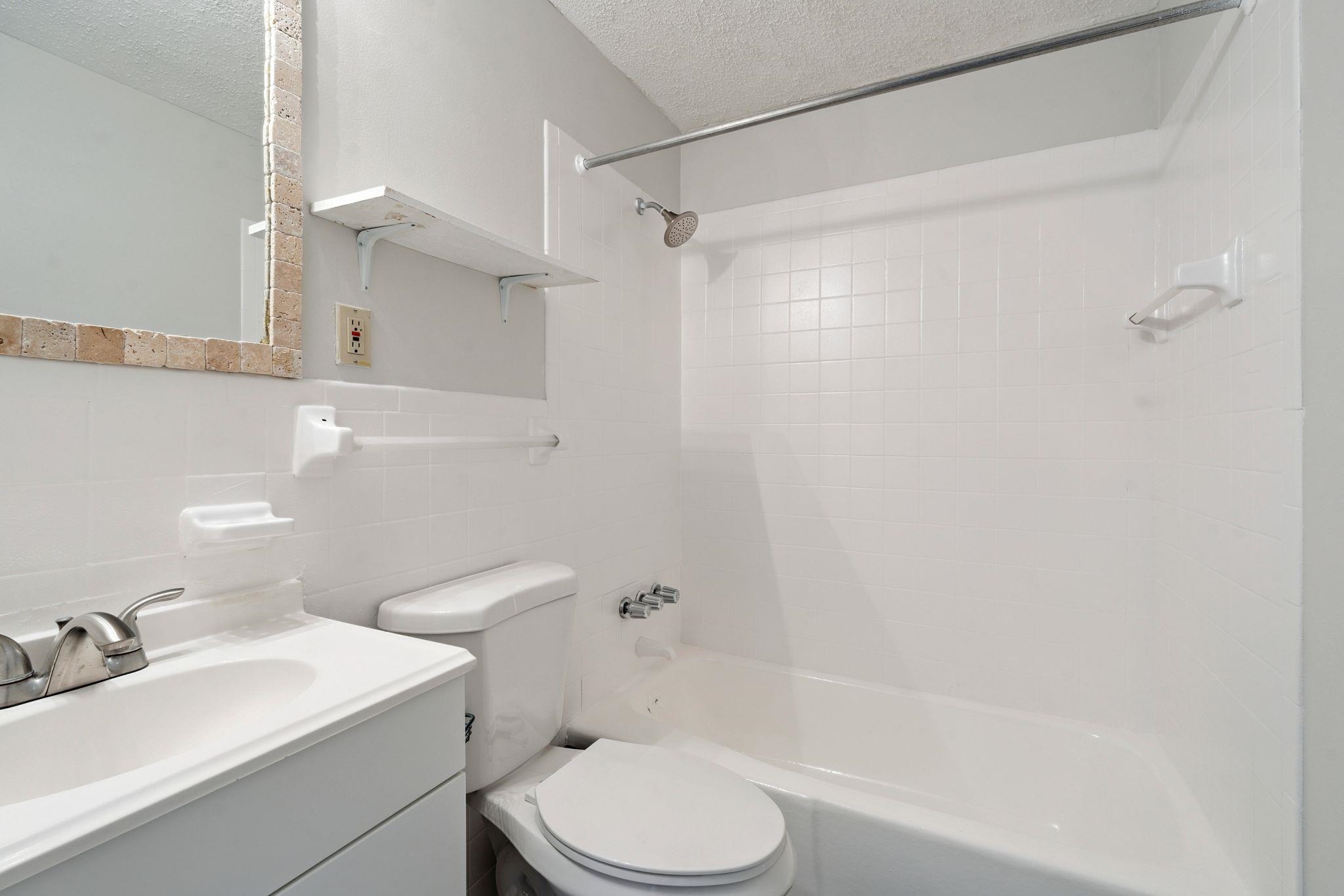 35 Andrew Street, Unit 12 Manchester, NH 03104 - Photo 10 of 25