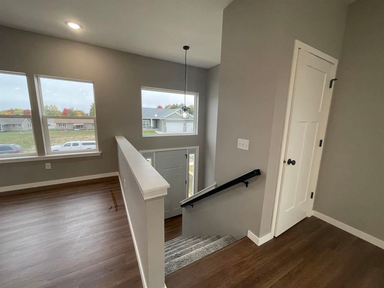 109 Cherry Lane Riverside, IA 52327 - Photo 3 of 15 Gallery Image 3