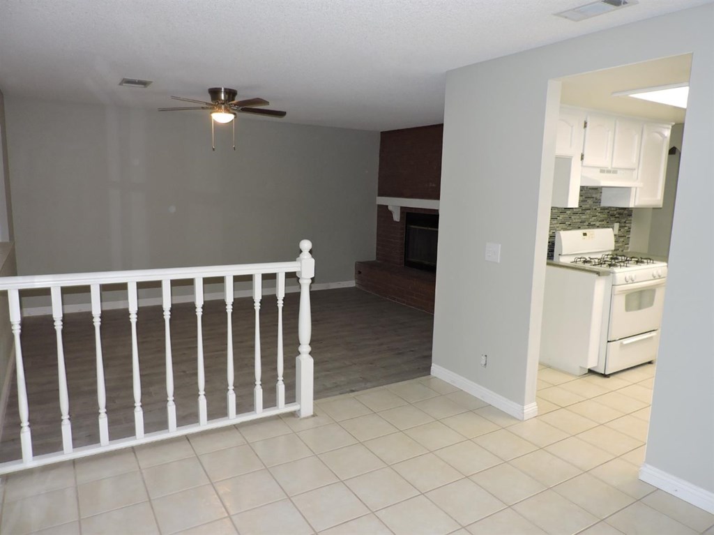 15880 Elcona Place Victorville, CA 92395 - Photo 28 of 43