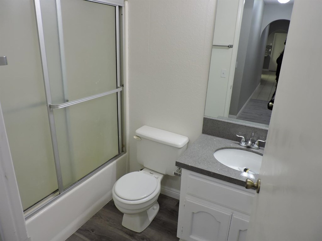 15880 Elcona Place Victorville, CA 92395 - Photo 35 of 43