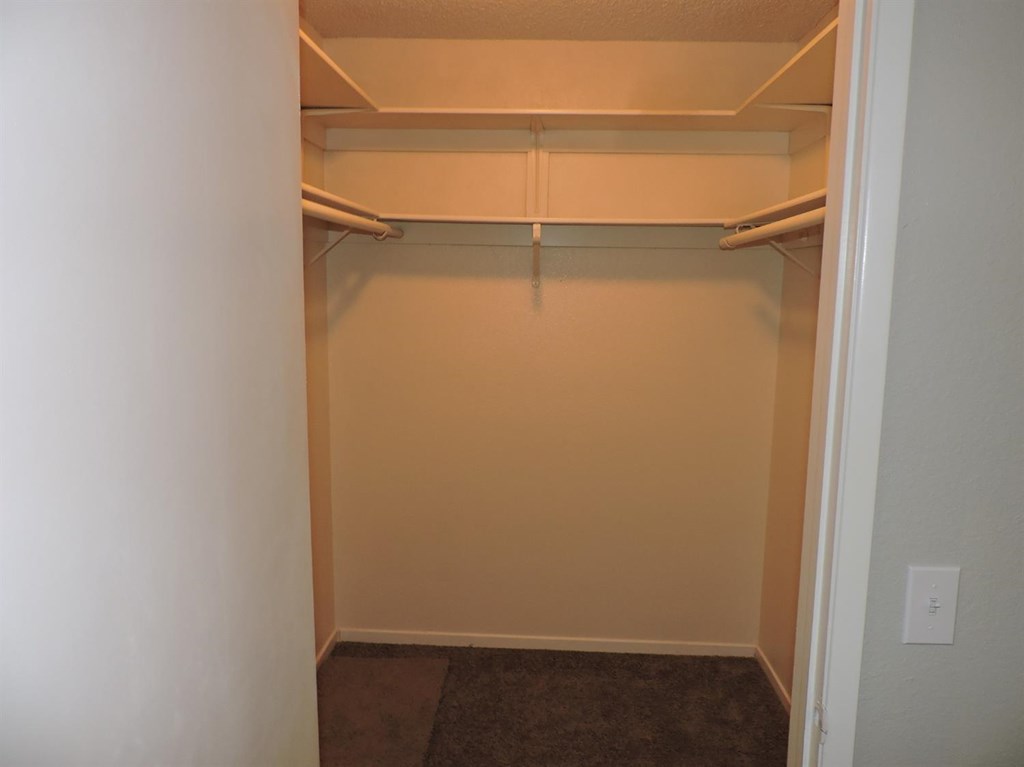 15880 Elcona Place Victorville, CA 92395 - Photo 43 of 43