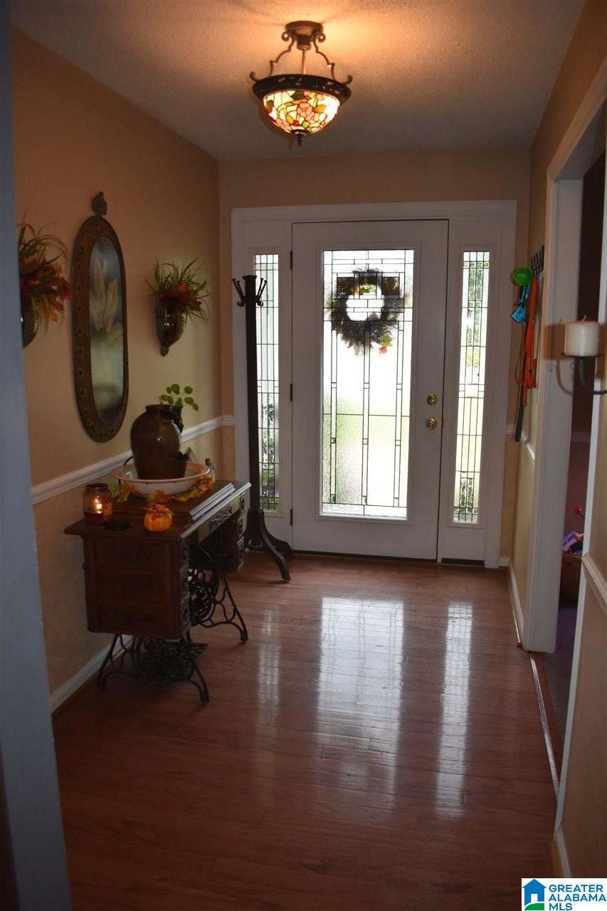 508 Wilderness Road Pelham, AL 35124 - Photo 4 of 38