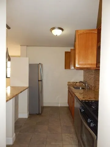 $2,900 | 270 Luis M Marin Boulevard, Unit 4D, Jersey City, NJ 07302