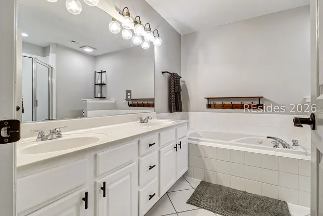 $379,500 | 43 Lake Linden Lane, Unit 43, Bluffton, SC 29910