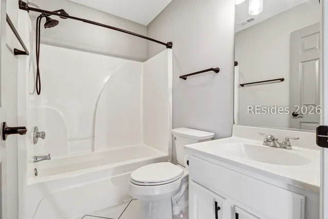 $379,500 | 43 Lake Linden Lane, Unit 43, Bluffton, SC 29910