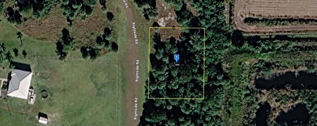 1095 Rightside Road Moore Haven, FL 33471 - Photo 1 of 6