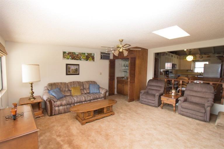 357 Manning Avenue Reedley, CA 93654 - Photo 19 of 27