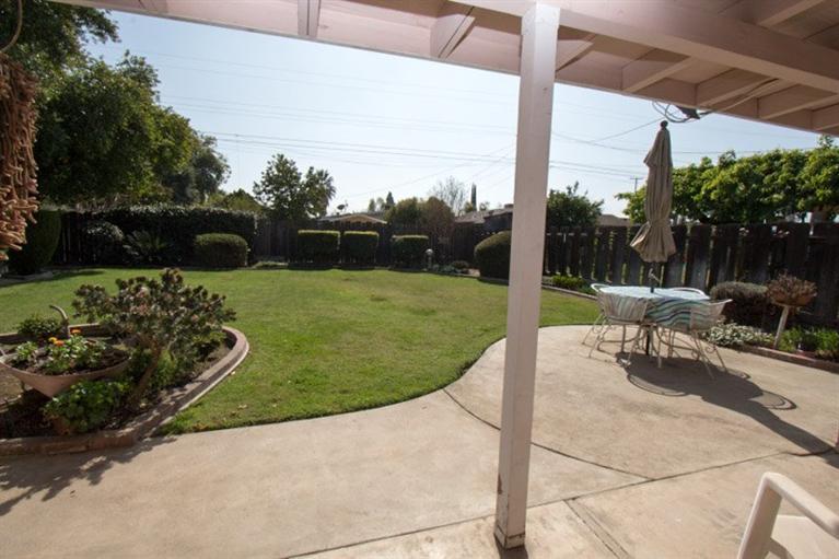 357 Manning Avenue Reedley, CA 93654 - Photo 24 of 27