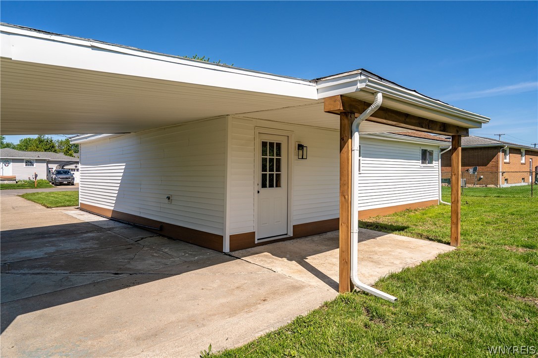 127 Dean Road Cheektowaga, NY 14043 - Photo 7 of 34