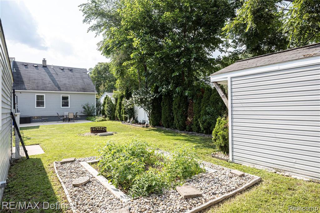 2583 Harrison Avenue Rochester Hills, MI 48307 - Photo 24 of 31