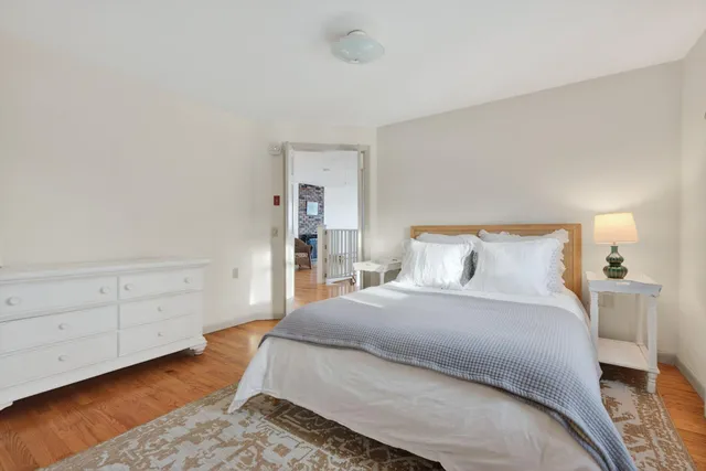 $1,100,000 | 58 Maquoit Drive, Freeport, ME 04032