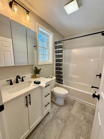 $419,000 | 72 Northeast Road, Waterboro, ME 04087