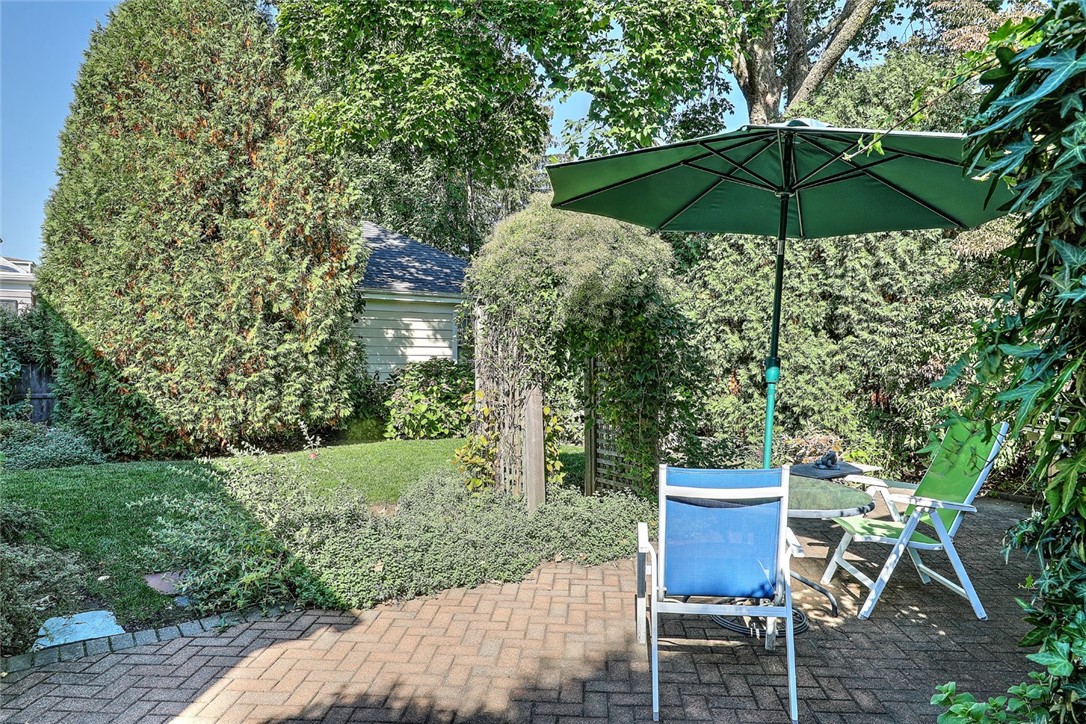 9 Lowden Street Pawtucket, RI 02860 - Photo 37 of 40