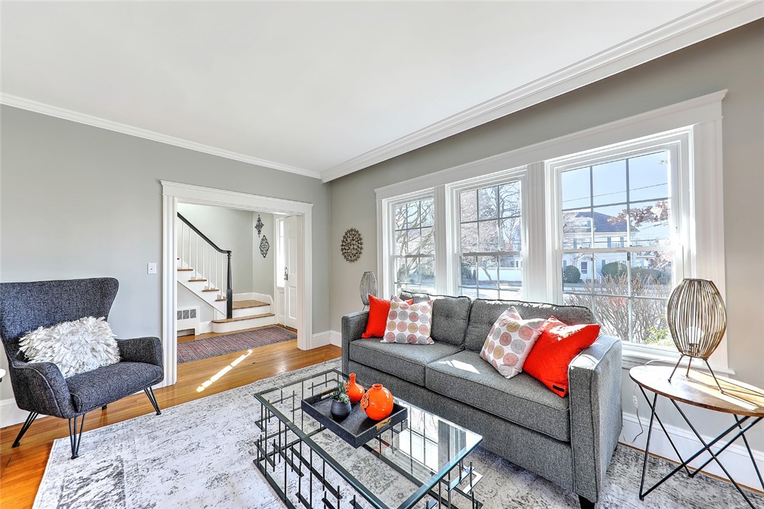 9 Lowden Street Pawtucket, RI 02860 - Photo 5 of 40