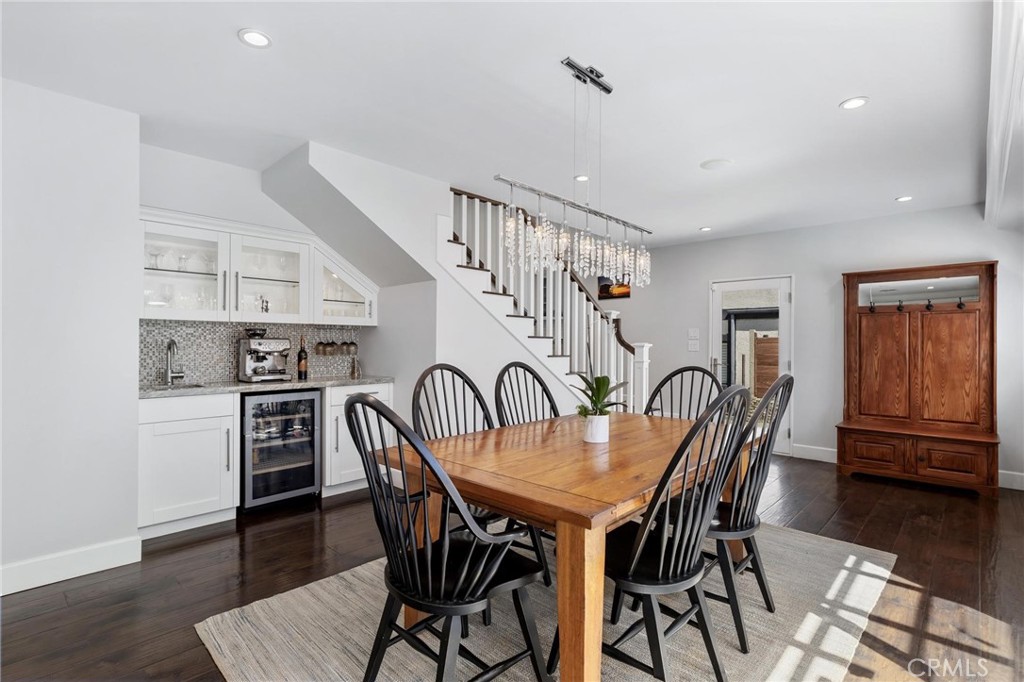 714 Avenue D Redondo Beach, CA 90277 - Photo 15 of 47 a dining room with furniture and window