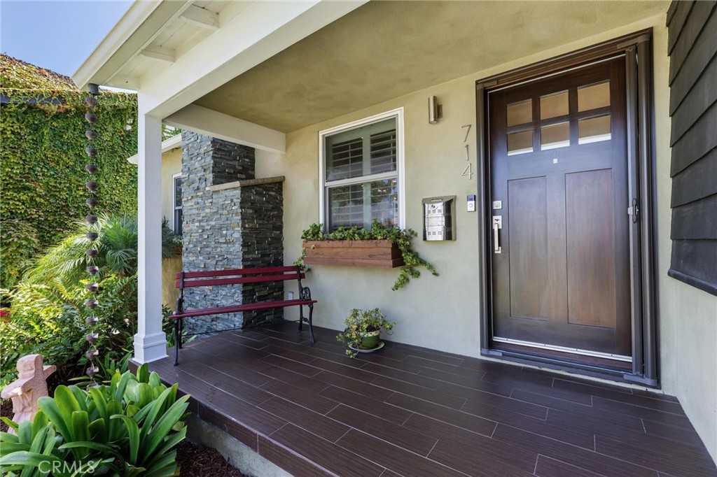 714 Avenue D Redondo Beach, CA 90277 - Photo 6 of 47 a house view with a seating space