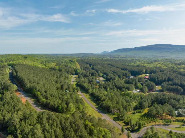 $399,900 | 123 Cherokee Ridge Drive, Ocoee, TN 37361