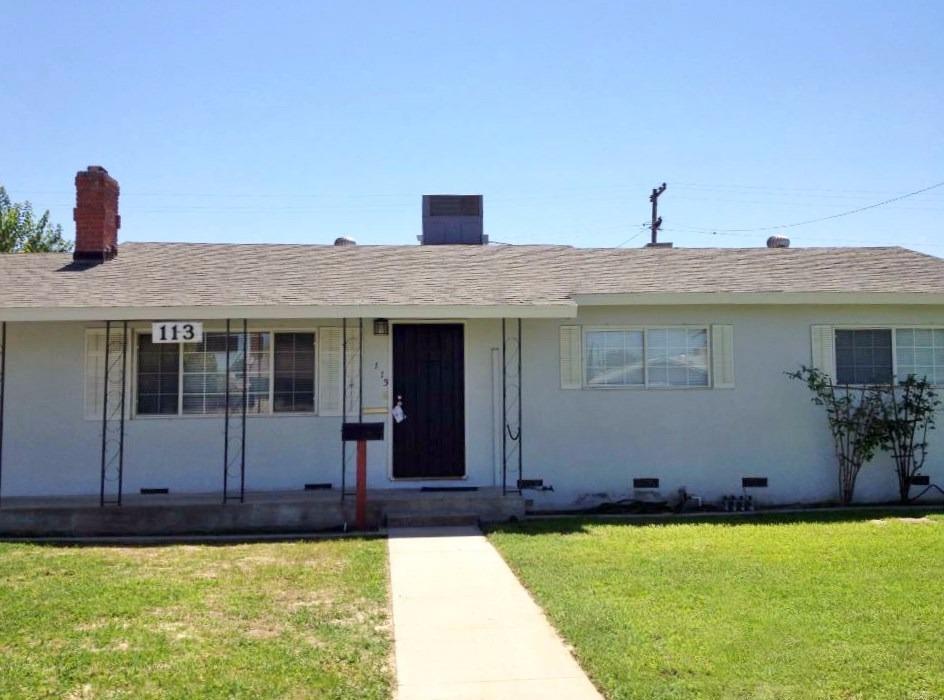 113 West Spring Lane Lemoore, CA 93245 - Photo 1 of 13