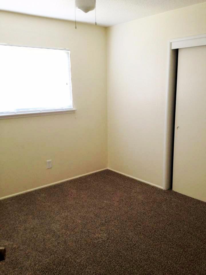 113 West Spring Lane Lemoore, CA 93245 - Photo 8 of 13