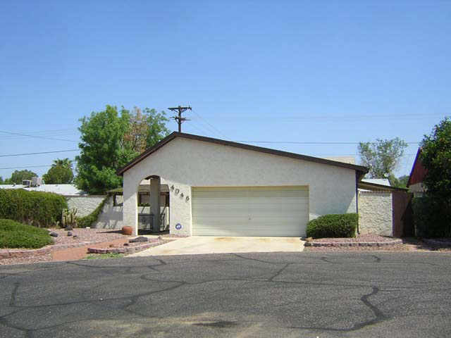4046 West Griswold Road Phoenix, AZ 85051 - Photo 1 of 1 Primary Photo